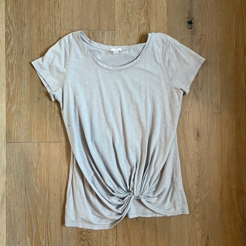 BP Short Sleeve T-Shirt Scoop Neck with Front Knot in Grey Nordstrom - Picture 2 of 15